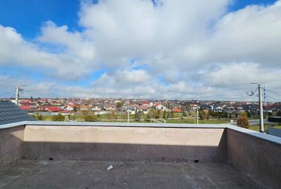 Duplex cu 4 camere cu Canalizare în Valu lui Traian - 5
