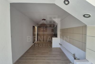 Apartament cu 2 camere decomandat în 1 Mai