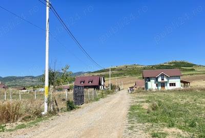 Teren de 1020 mp, în Ighiu - 3