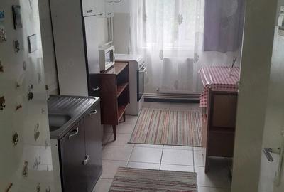 Apartament cu 2 camere semidecomandat în Micro 19