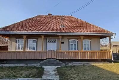 Casă cu 5 camere cu Teren 3500 Mp în Arbore - 4