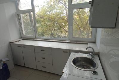 Apartament cu 2 camere decomandat în Trocadero - 6