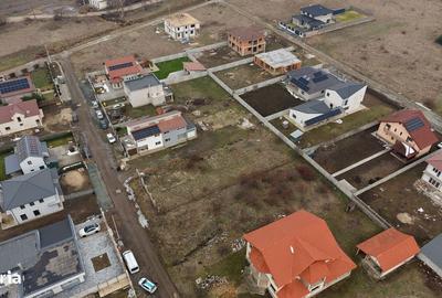 Teren de 925 mp, în Vladimirescu - 11