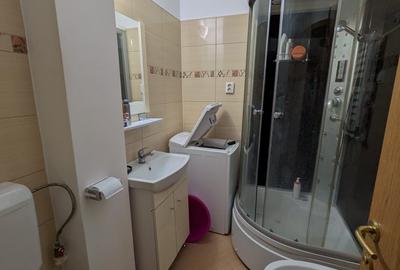 Apartament cu 3 camere decomandat în Sud - 4