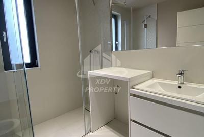 Spațiu comercial, de 219 mp, în Central - 3