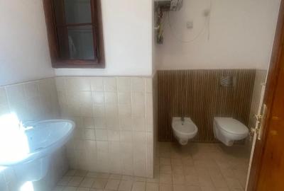 Apartament cu 4 camere decomandat, mobilat în P-ța Victoriei - 5
