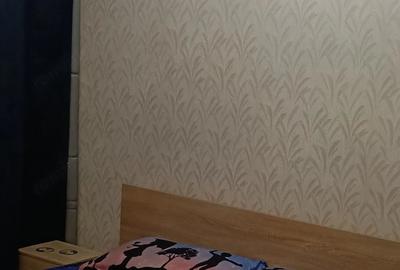 Apartament cu 3 camere decomandat în Faleza Nord