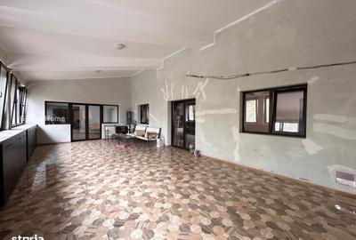 Casă cu 4 camere în Eminescu