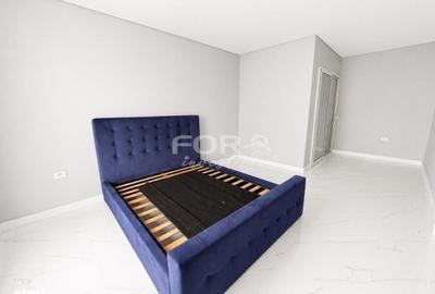 Casă cu 4 camere în Sânmartin