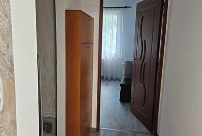 Apartament cu 3 camere decomandat în Tudor