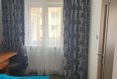 Apartament cu 2 camere decomandat în Dâmbu Pietros - 3