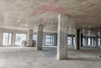 Spațiu comercial, de 450 mp, în Gară - 8