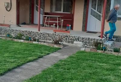 Casă cu 2 camere în Central - 2