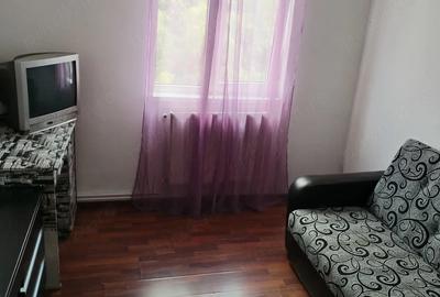 Apartament cu 3 camere decomandat în Cetății - 4