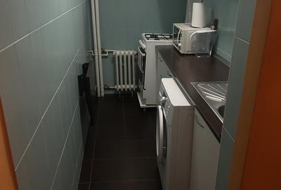Garsonieră decomandată în Gorjului - 2