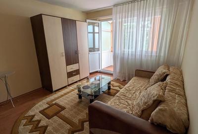 Apartament cu 3 camere semidecomandat în Calea București - 6