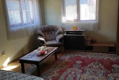 Casă cu 3 camere în Mălureni