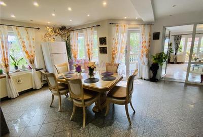 Casă individuală cu 7 camere cu Teren 1035 Mp în Central - 3