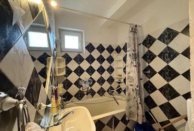 Apartament cu 2 camere decomandat în Exterior Vest