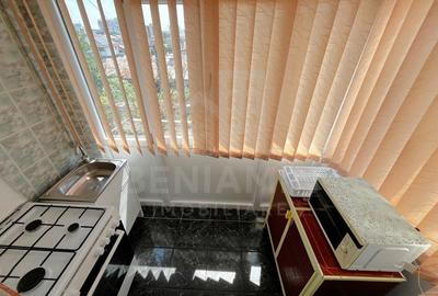 Apartament cu 2 camere decomandat în Craiovița Nouă - 3