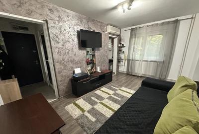 Apartament cu 2 camere nedecomandat, mobilat în P-ța Doina