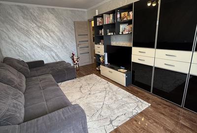 Apartament cu 2 camere decomandat în Radu Negru