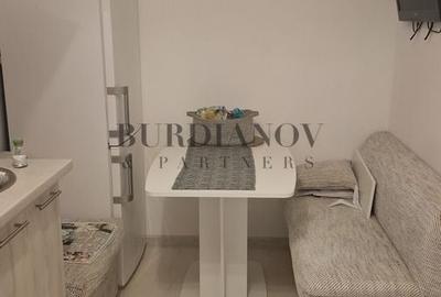Apartament cu 3 camere decomandat, mobilat în Tineretului