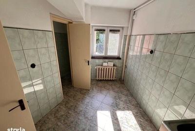 Apartament cu 2 camere decomandat în Moșilor