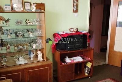 Apartament cu 2 camere decomandat în Noua