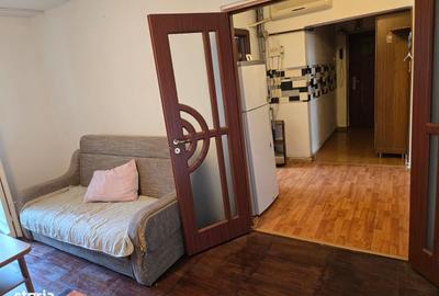 Apartament cu 3 camere în Casa de Cultură