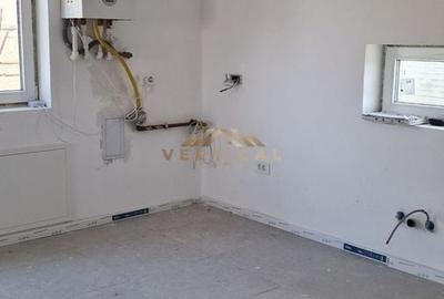 Casă cu 3 camere cu Teren 356 Mp în Chitila