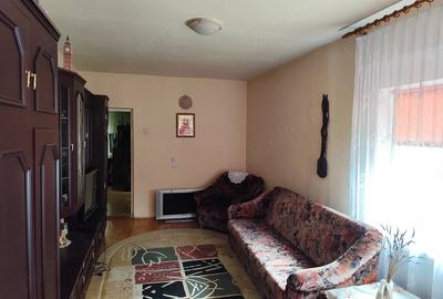 Casă cu 4 camere cu Teren 361 Mp în Central - 10