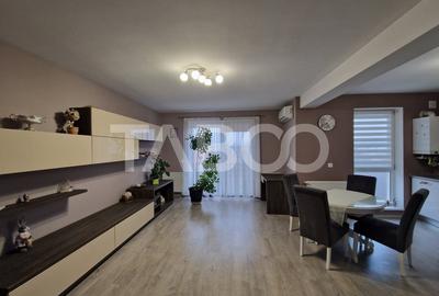 Apartament cu 3 camere decomandat, mobilat în Turnișor