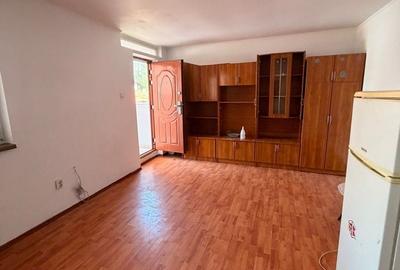 Casă individuală cu 8 camere cu Canalizare în Sebastian - 2