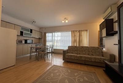 Apartament cu 3 camere semidecomandat, mobilat în Titan