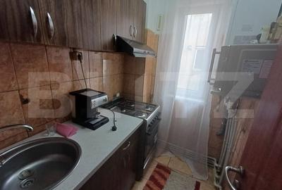 Apartament cu 2 camere decomandat, mobilat în 9 Mai