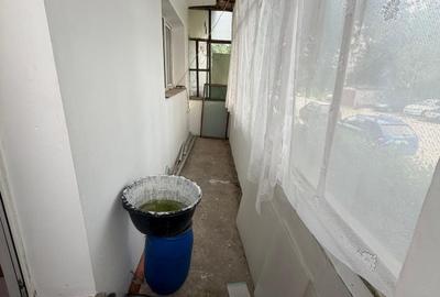 Apartament cu 3 camere decomandat în Valea Moșneagului - 2