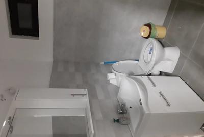 Spațiu comercial, de 80 mp, în Matca
