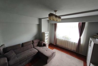 Apartament cu 3 camere semidecomandat în Micro 16 - 3
