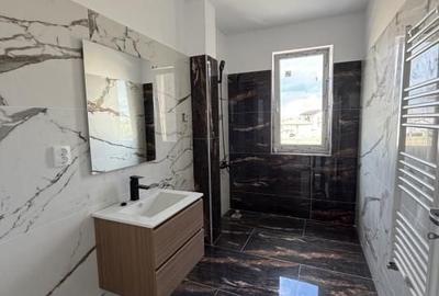 Apartament cu 2 camere semidecomandat în Giroc