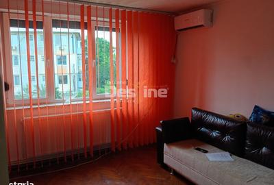 Apartament cu 2 camere decomandat în Titulescu