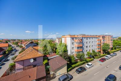 Apartament cu 3 camere decomandat, mobilat în Craiter - 20