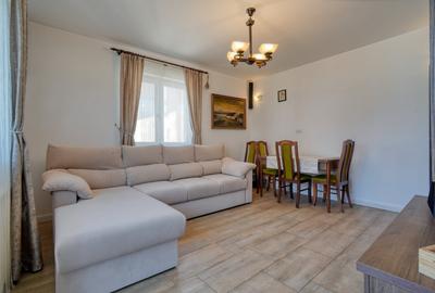 Apartament cu 4 camere decomandat, mobilat în Tractorul - 5