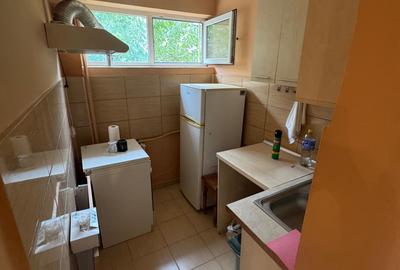 Garsonieră decomandată în Exercițiu - 1