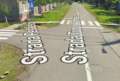 Casă cu 4 camere cu Teren 521 Mp în Central - 1