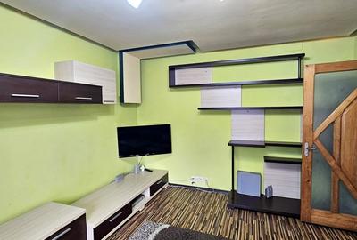 Apartament cu 3 camere decomandat în Inel II