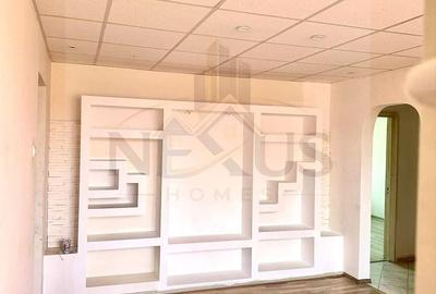 Apartament cu 3 camere semidecomandat în Giurgiului