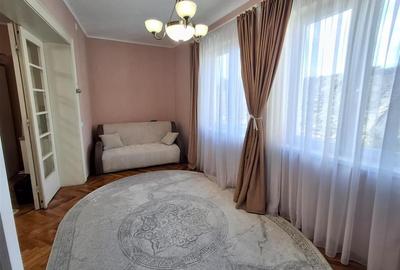 Apartament cu 3 camere semidecomandat în Orașul de Jos - 9