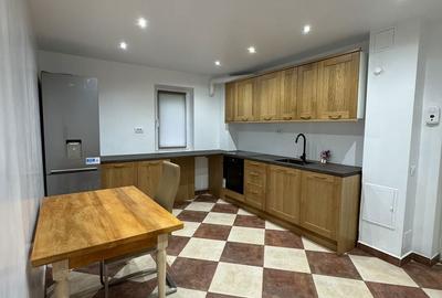 Apartament cu 3 camere decomandat în Tătărași - 8