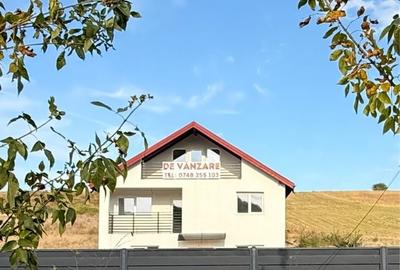 Casă cu 4 camere în Central - 4